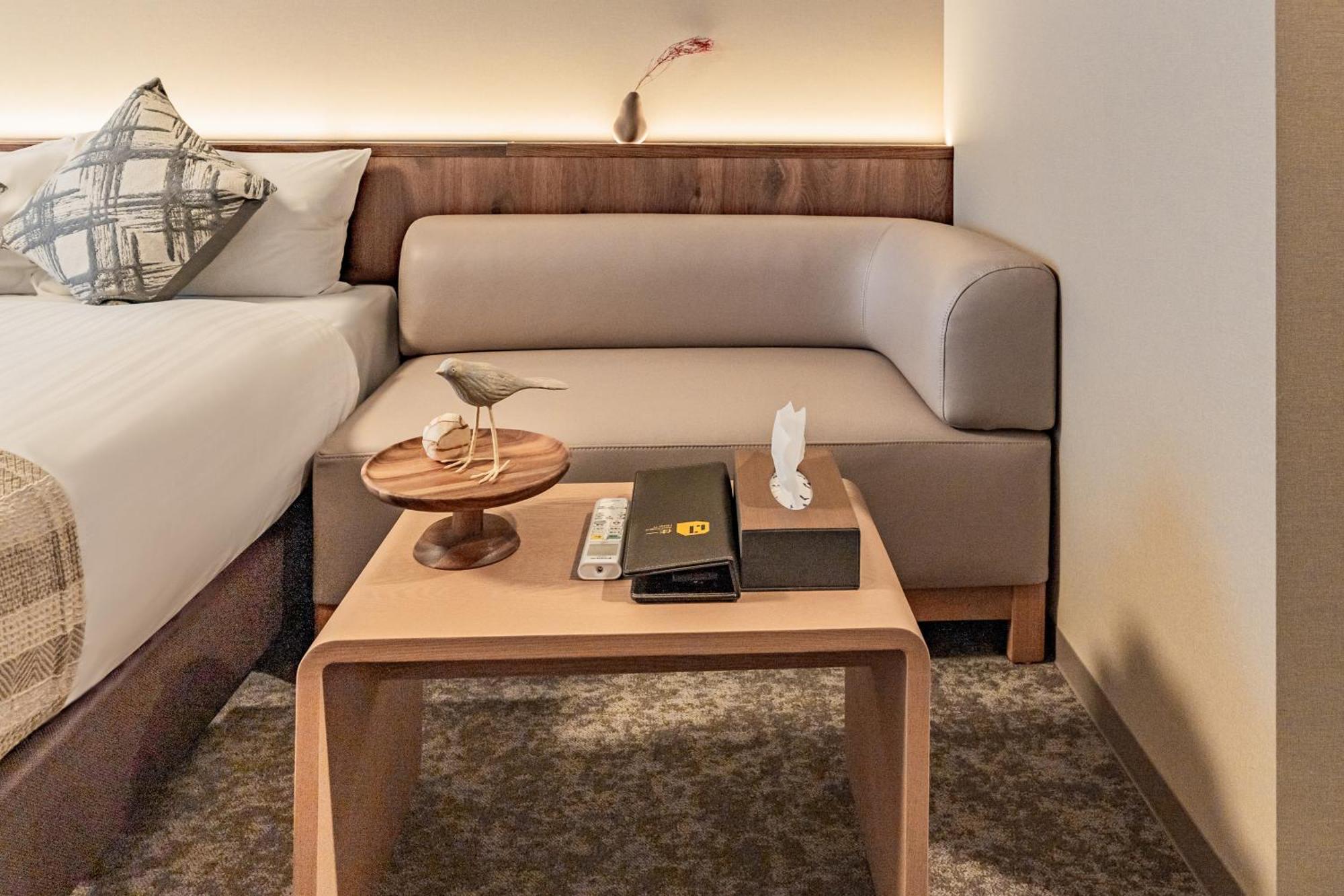11 Tsutenkaku Appartement *