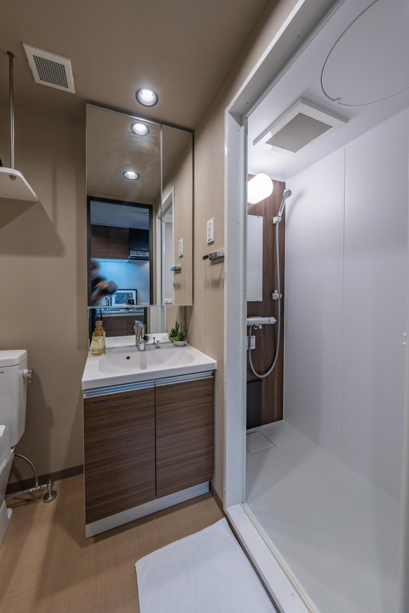 11 Tsutenkaku Appartement *